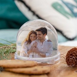 Boule à neige personnalisée Les Petits Bonheurs à Deux pas cher