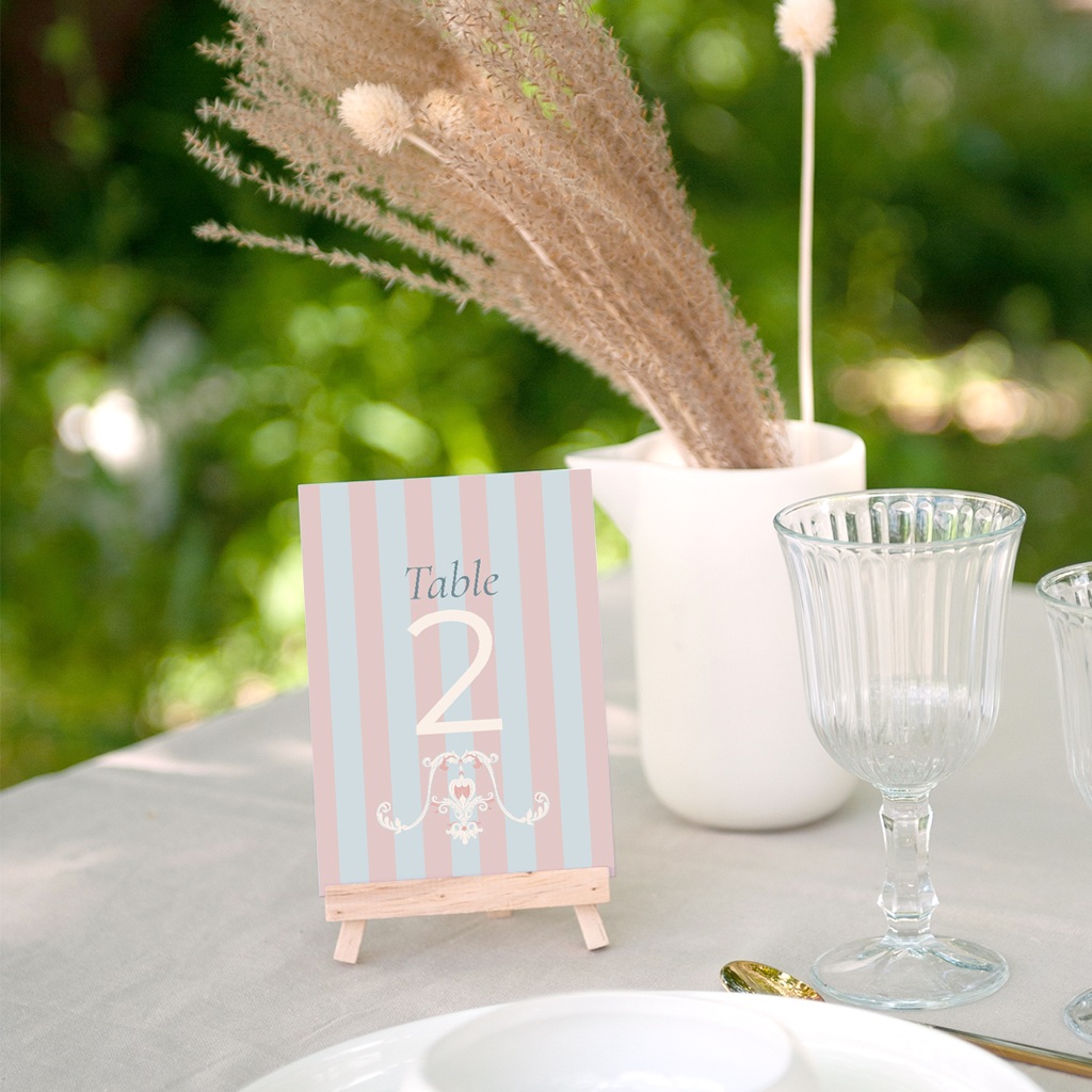 Marque table mariage Douce romance gratuit