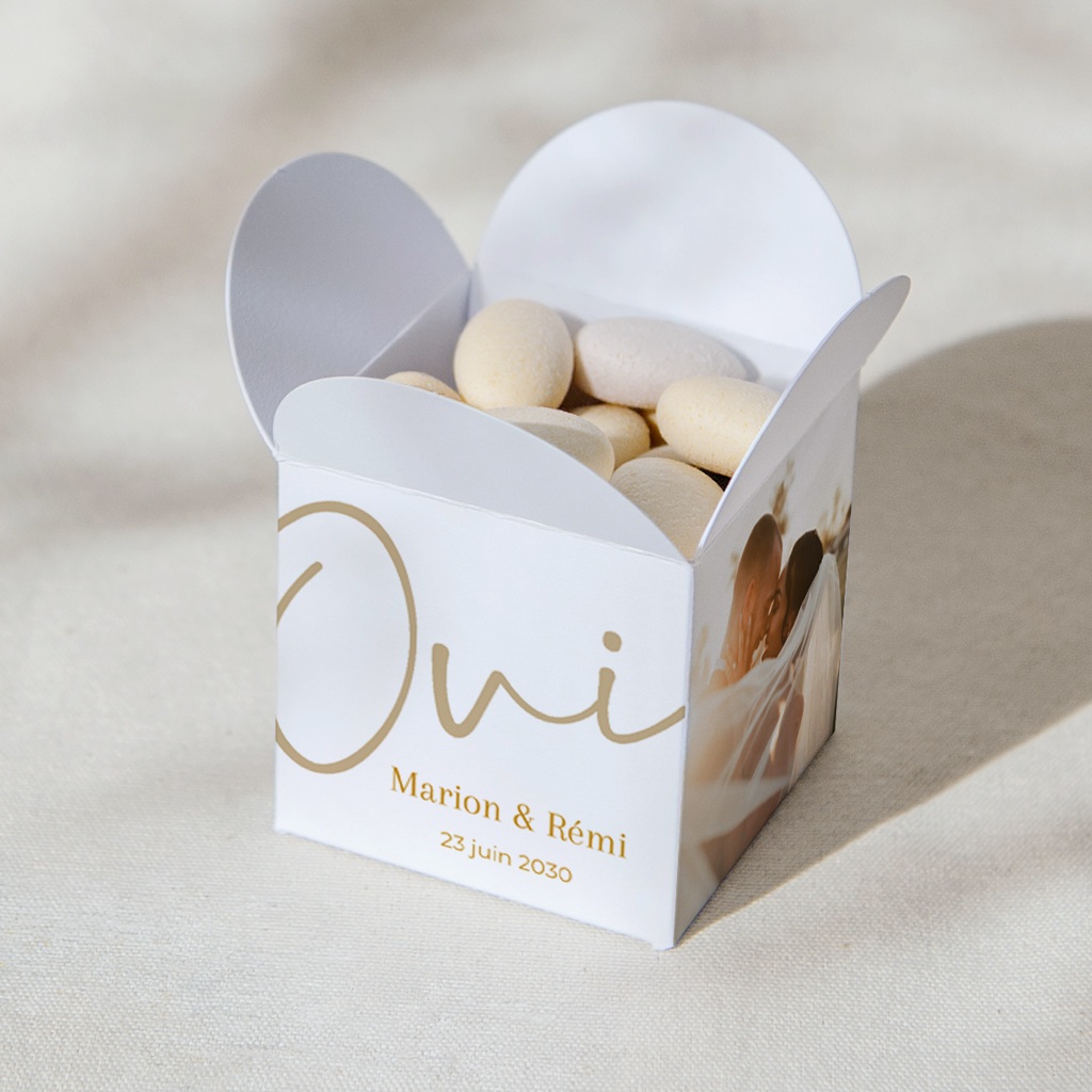 Bo&icirc;te &agrave; drag&eacute;es mariage &Eacute;clat de Oui