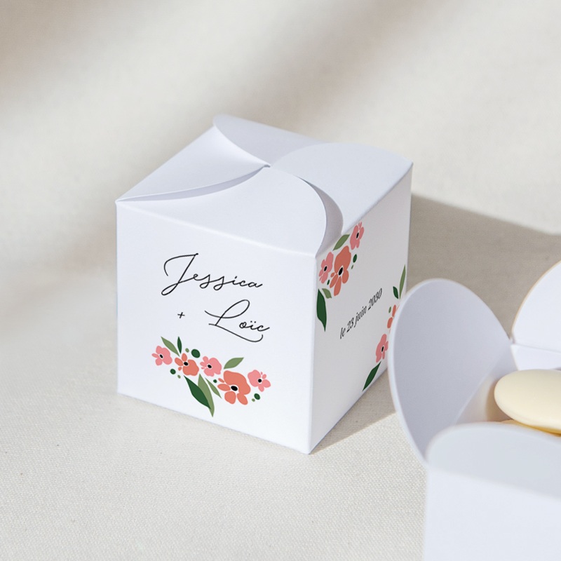 Bo&icirc;te &agrave; drag&eacute;es mariage Fleurs de Joie gratuit