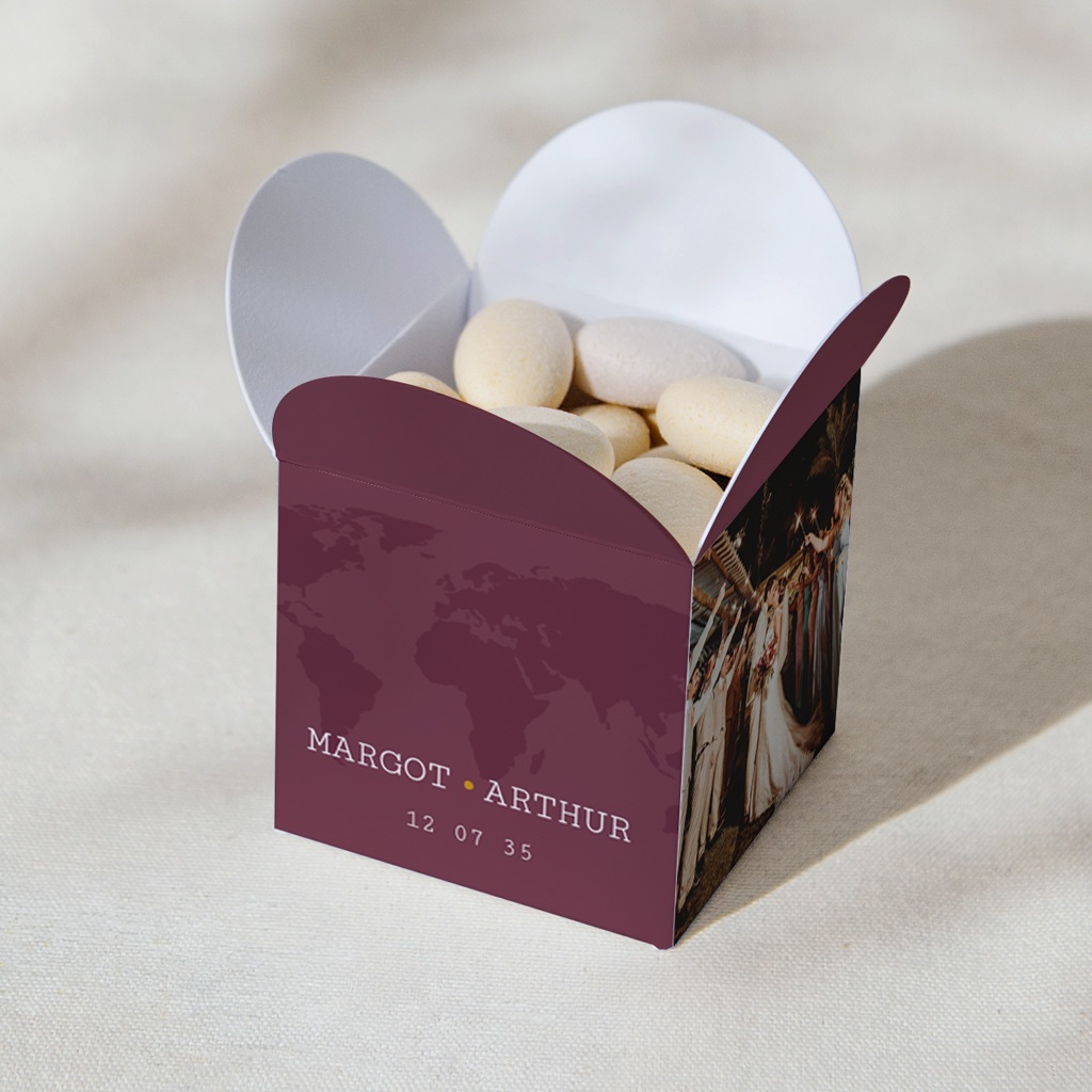 Bo&icirc;te &agrave; drag&eacute;es mariage Passeport pour l&rsquo;Amour