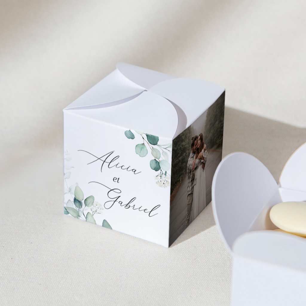 Bo&icirc;te &agrave; drag&eacute;es mariage Eucalyptus romantique gratuit
