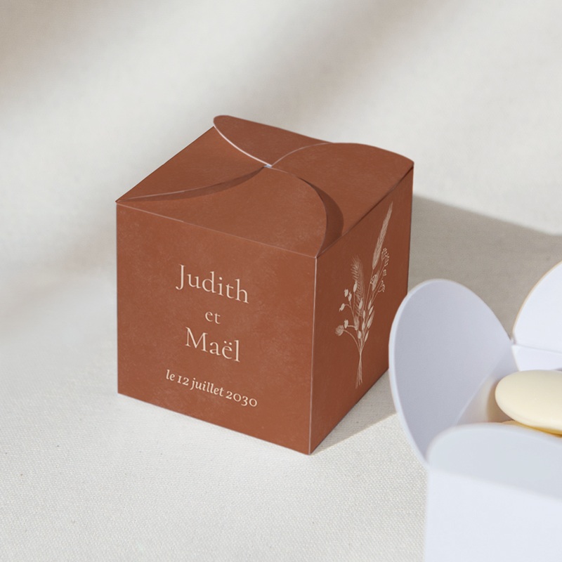 Bo&icirc;te &agrave; drag&eacute;es mariage Composition Boh&egrave;me gratuit